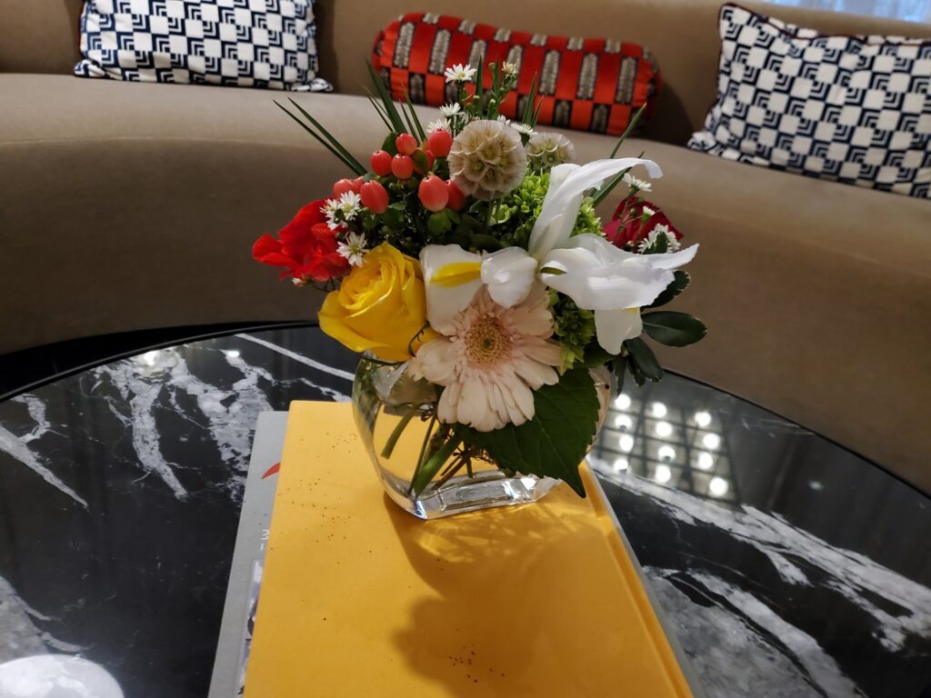 fresh flowers in the 106 Jefferson lobby