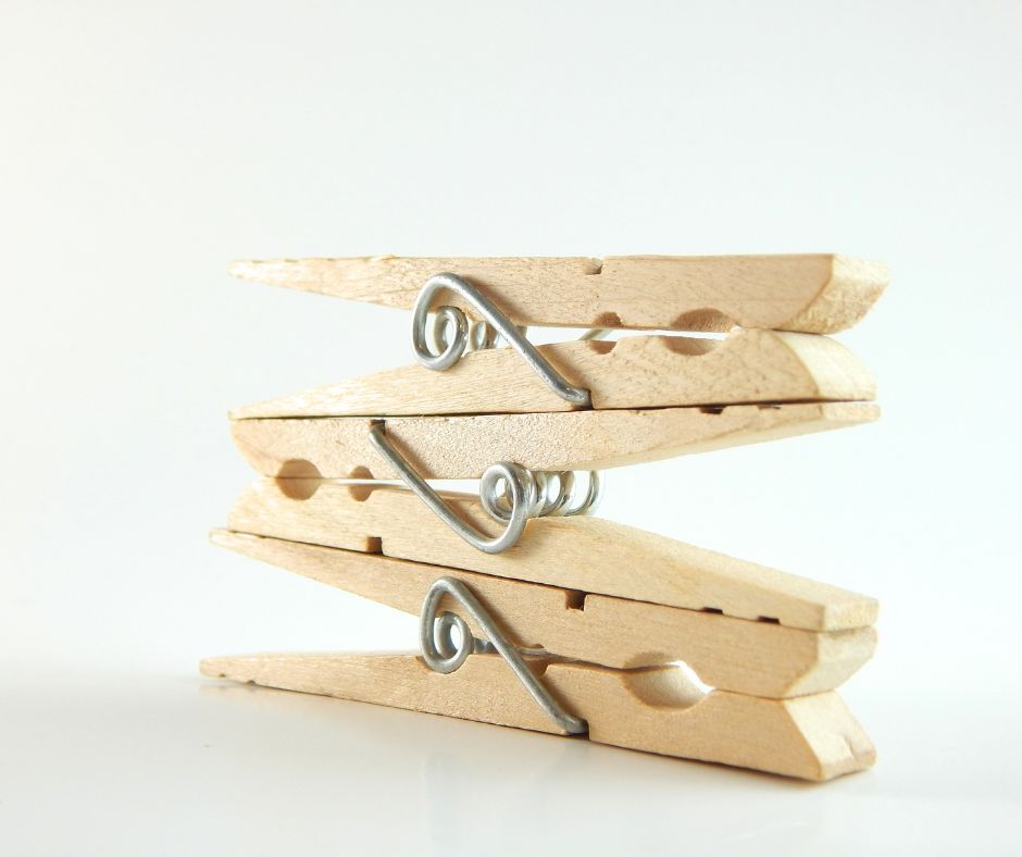 12 Cool Reasons to Pack Clothespins When You Travel Next