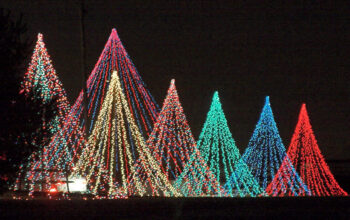 Where to See Christmas Lights in Milwaukee, Wisconsin Featured Image