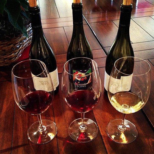 22 Wineries in Southern Indiana tasting room