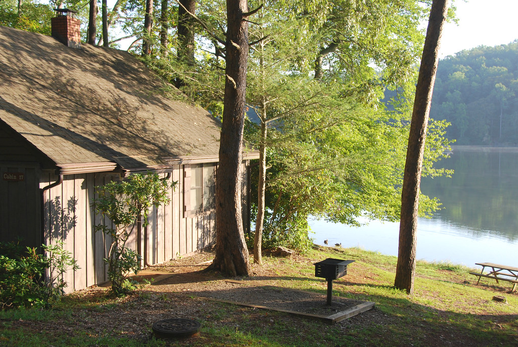 Best Beaches in Madison, Wisconsin picnic table and grill