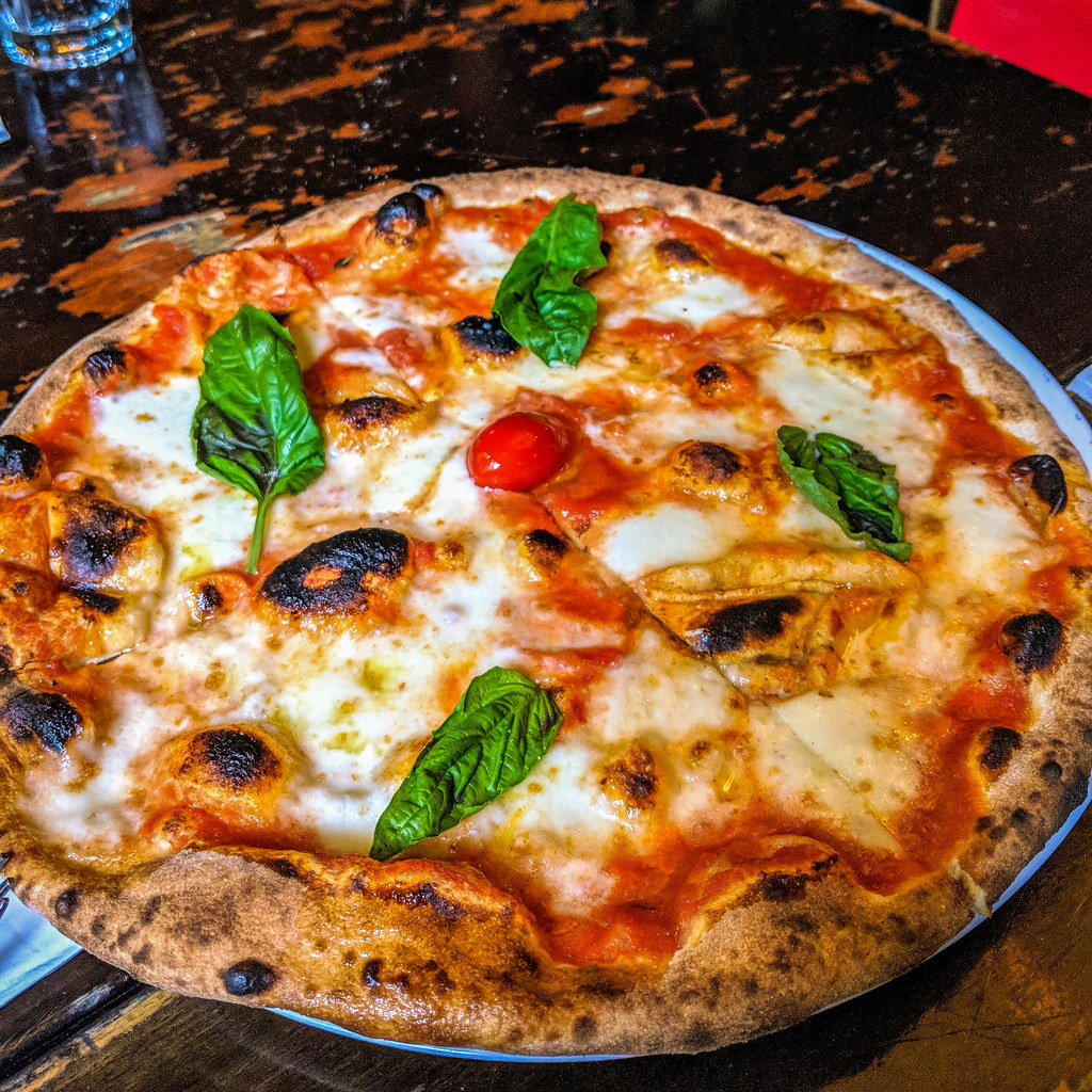 Explore Connecticut New Haven Pizza Tour