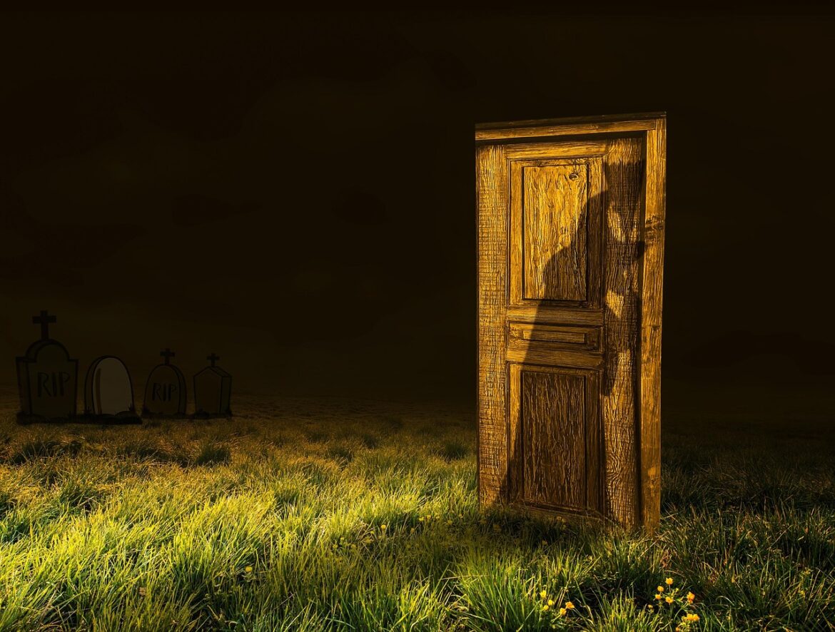 Haunted Legends: Spooky Stories from Wisconsin’s Most Haunted Locations