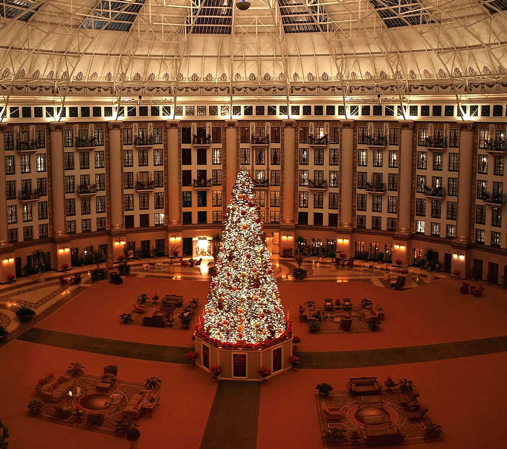 27 Really Amazing Things to Do in French Lick, Indiana Christmas in Indiana
