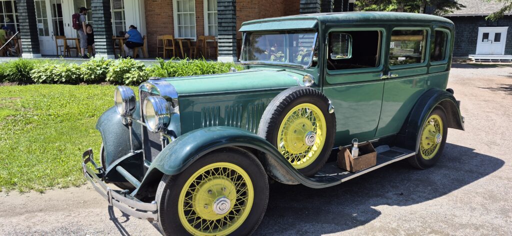 historic car at Val Jalbet