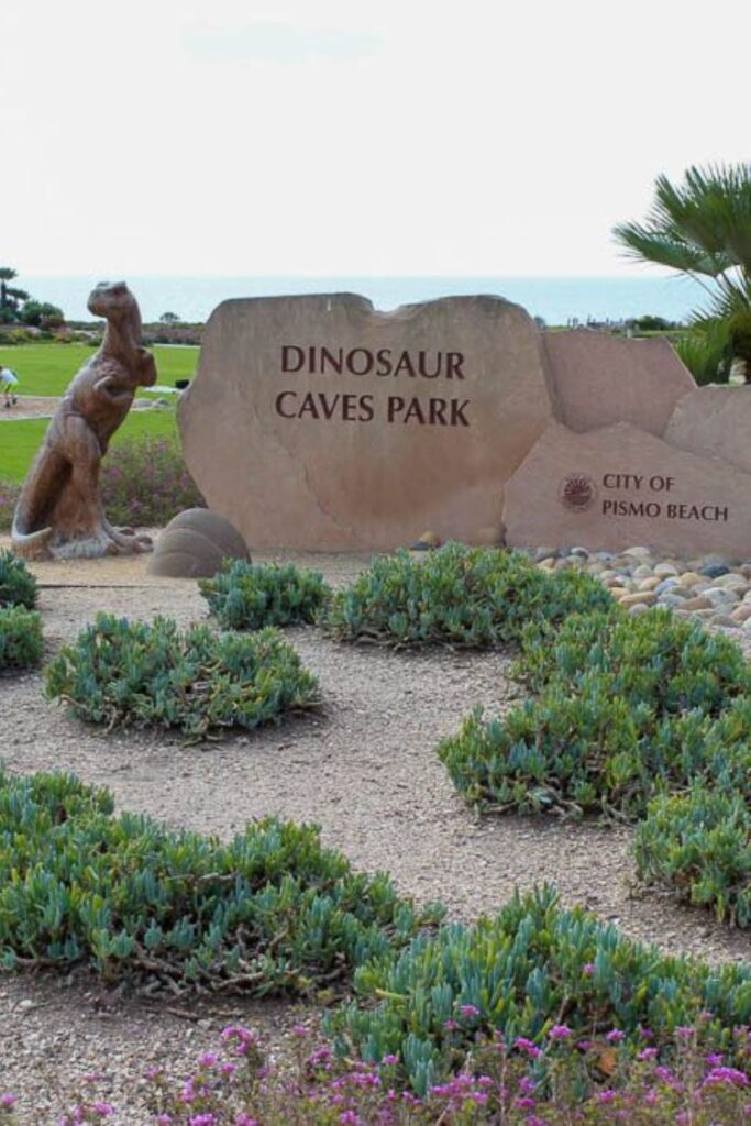 Dinosaur Caves Park